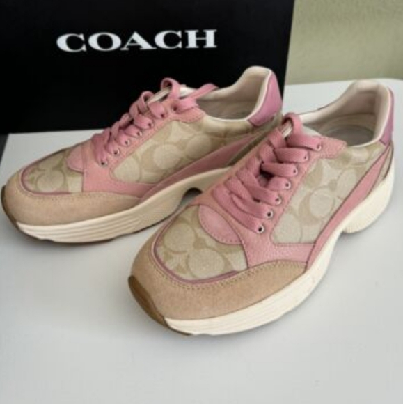 Coach shoes - Picture 1 of 1